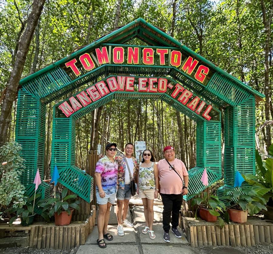 Tomongtong Mangrove Eco-Trail