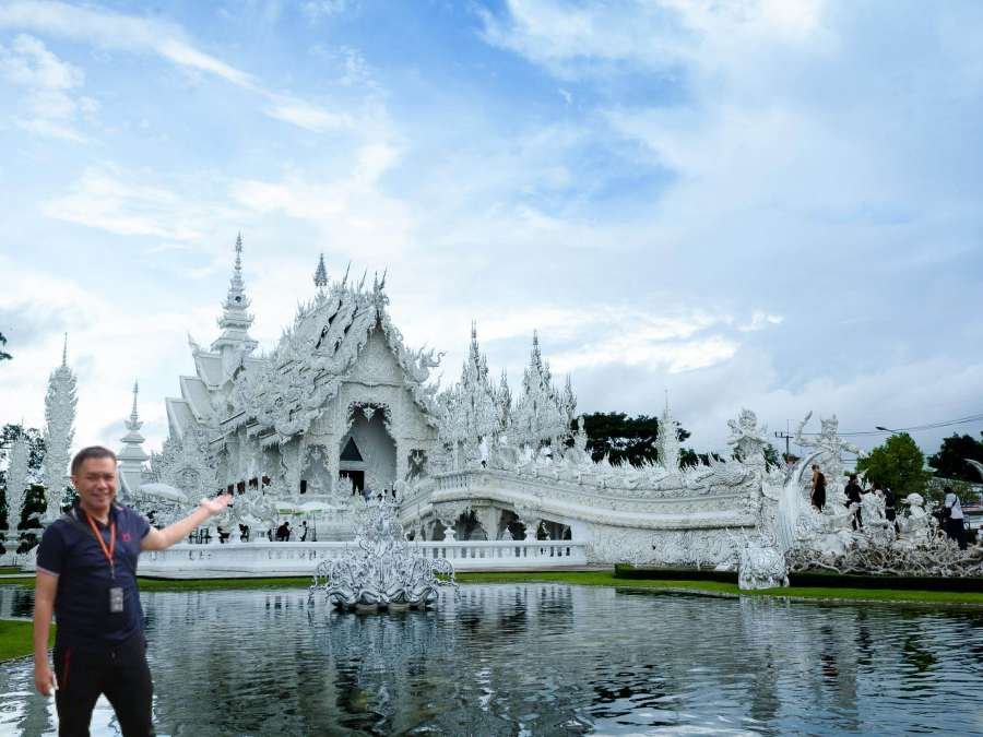 Wat Rong Khun/White Temple