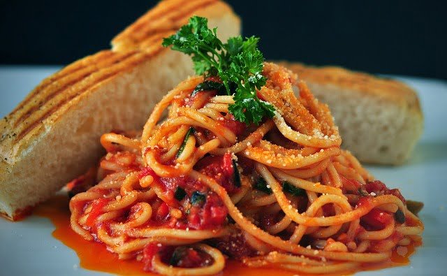  Amigo Segurado Spaghetti and Sauce  