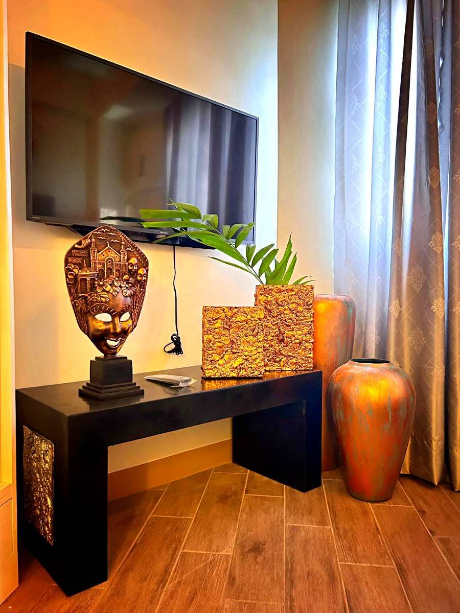 Rent The Artist's Suite | Accommodation in Bacolod City