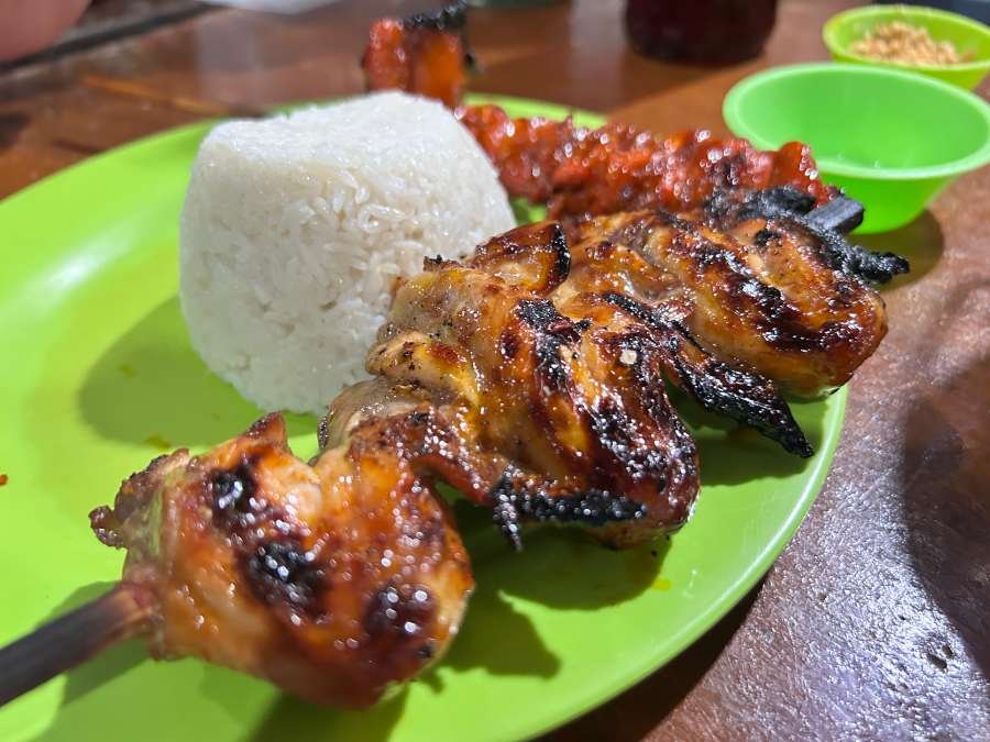 Lion's Park Grill Haus in Manokan Country | A Review